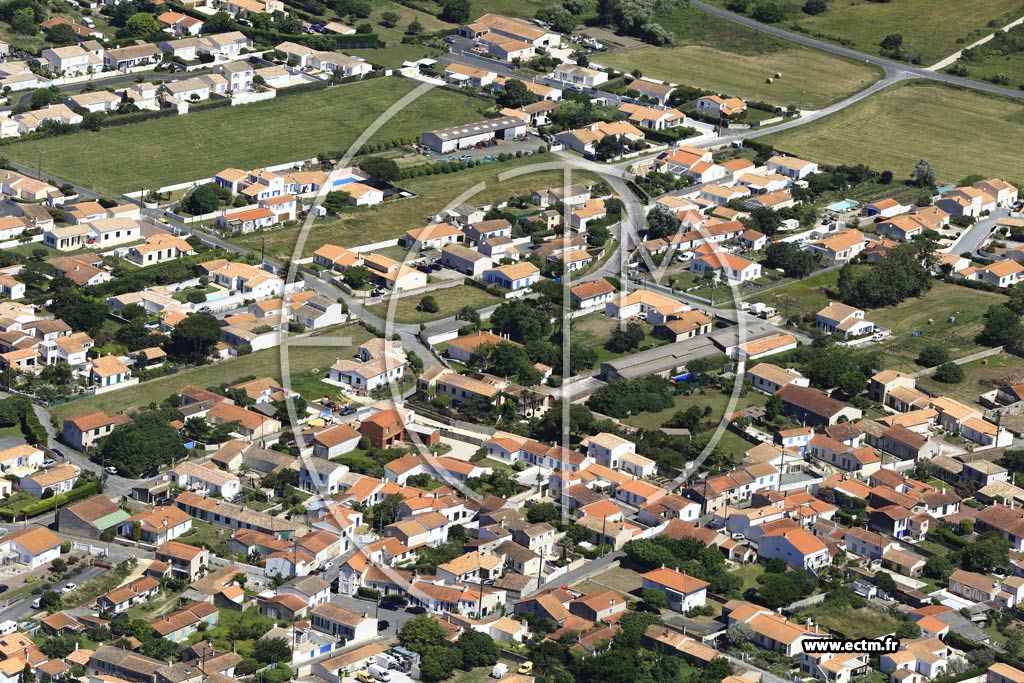 Photo arienne de Saint-Pierre-d'Olron (La Cotinire)