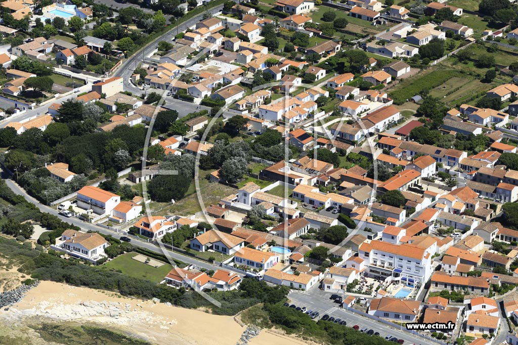 Photo arienne de Saint-Pierre-d'Olron (La Cotinire)