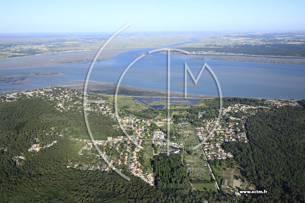 Photo arienne de Saint-Trojan-les-Bains (Saint Andr des Bris)