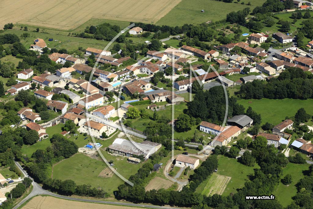Photo arienne de Cherbonnires (Le Breuil)