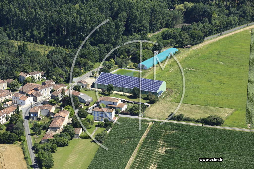 Photo arienne de Dampierre-sur-Boutonne (La Sauzaie)