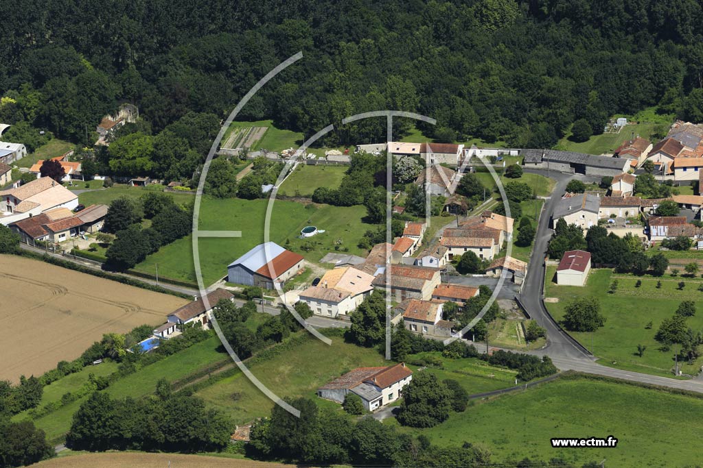 Photo arienne de Villiers-sur-Chiz (L'Ile)