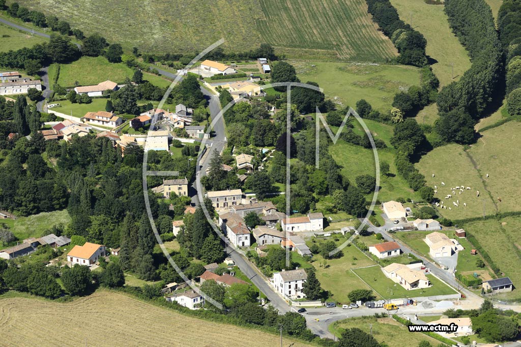 Photo arienne de La Chapelle-Bton