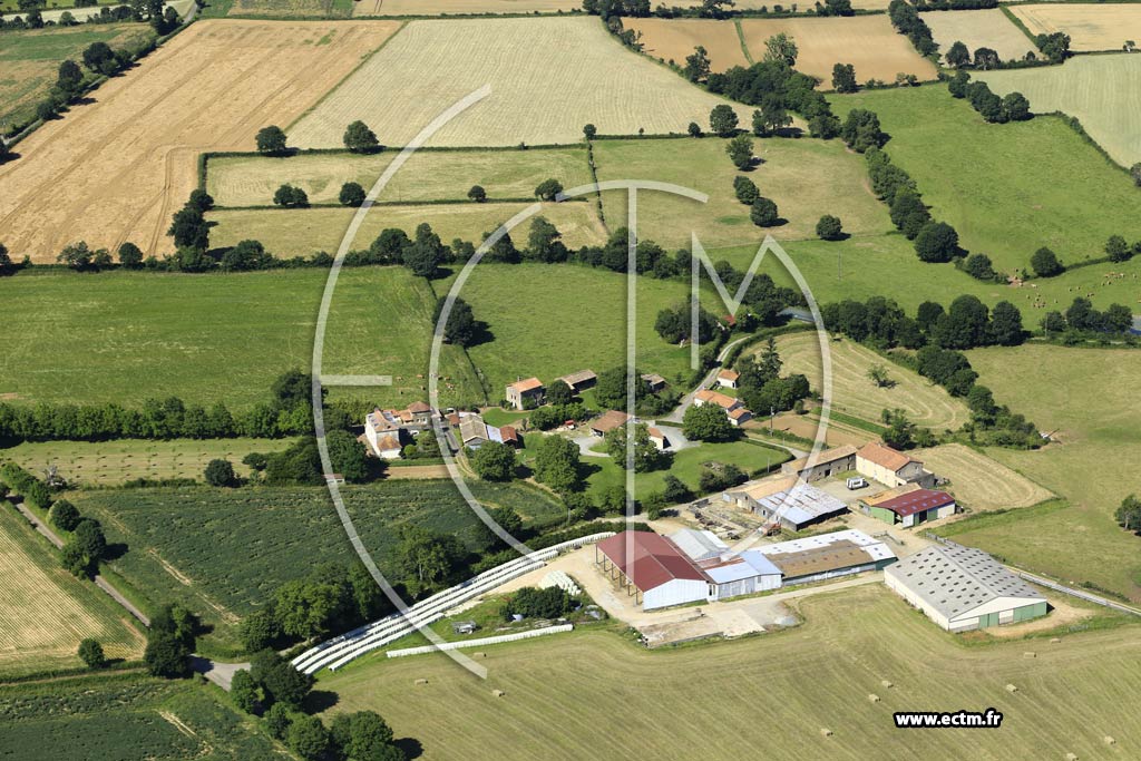 Photo arienne de La Chapelle-Bton (Chiloup)
