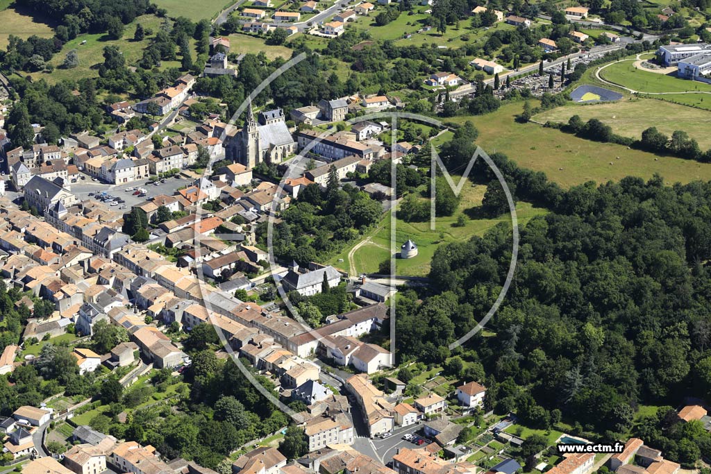 Photo arienne de La Mothe-Saint-Hray