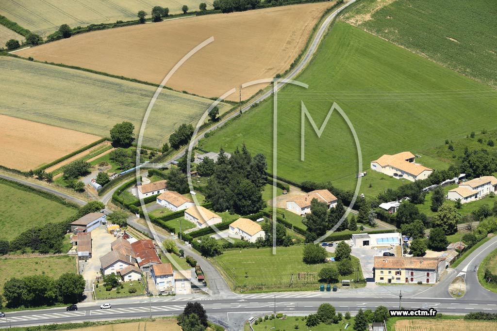 Photo arienne de Nanteuil (Bellevue)