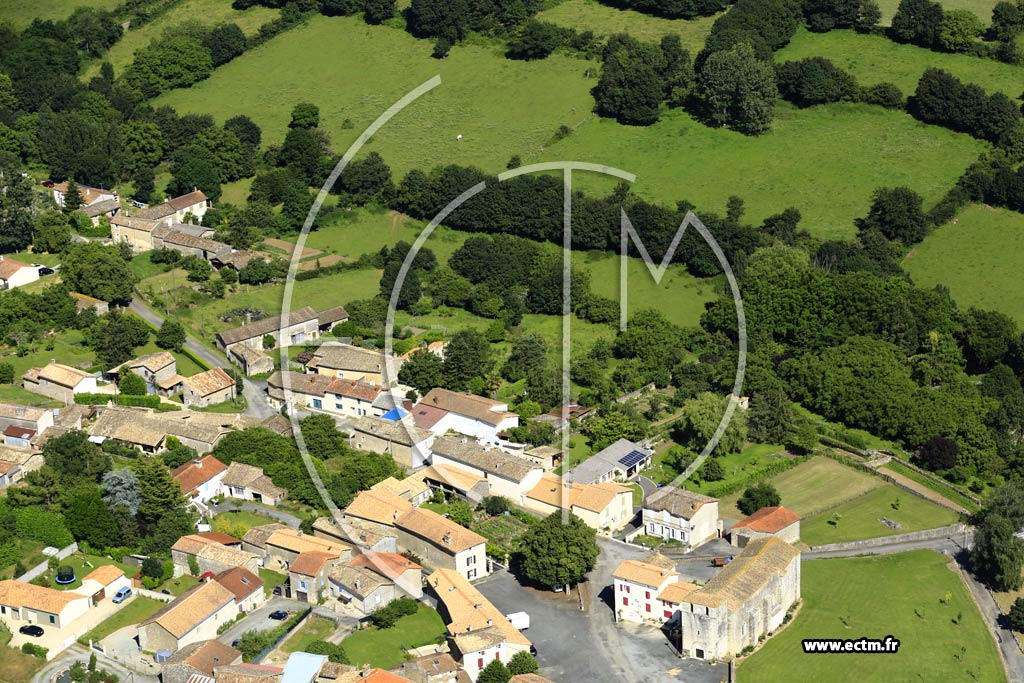 Photo arienne de Saint-Christophe-sur-Roc