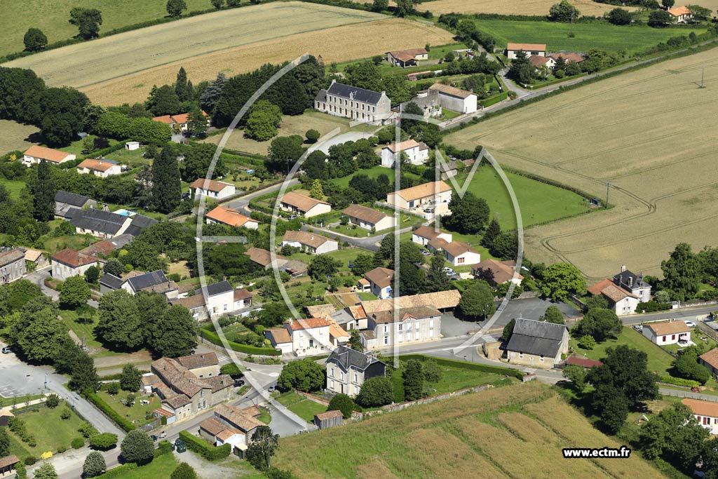 Photo arienne de Saint-Georges-de-Noisn