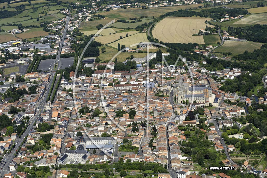 Photo arienne de Saint-Maixent-l'cole