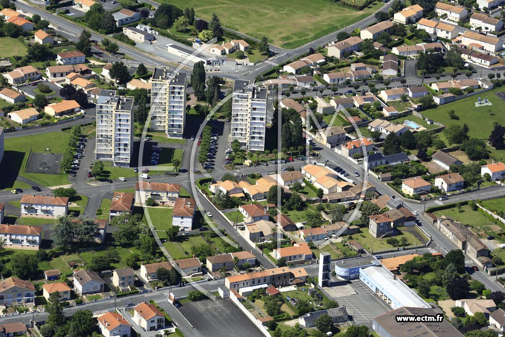 Photo arienne de Saint-Maixent-l'cole