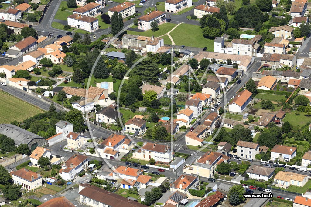 Photo arienne de Saint-Maixent-l'cole