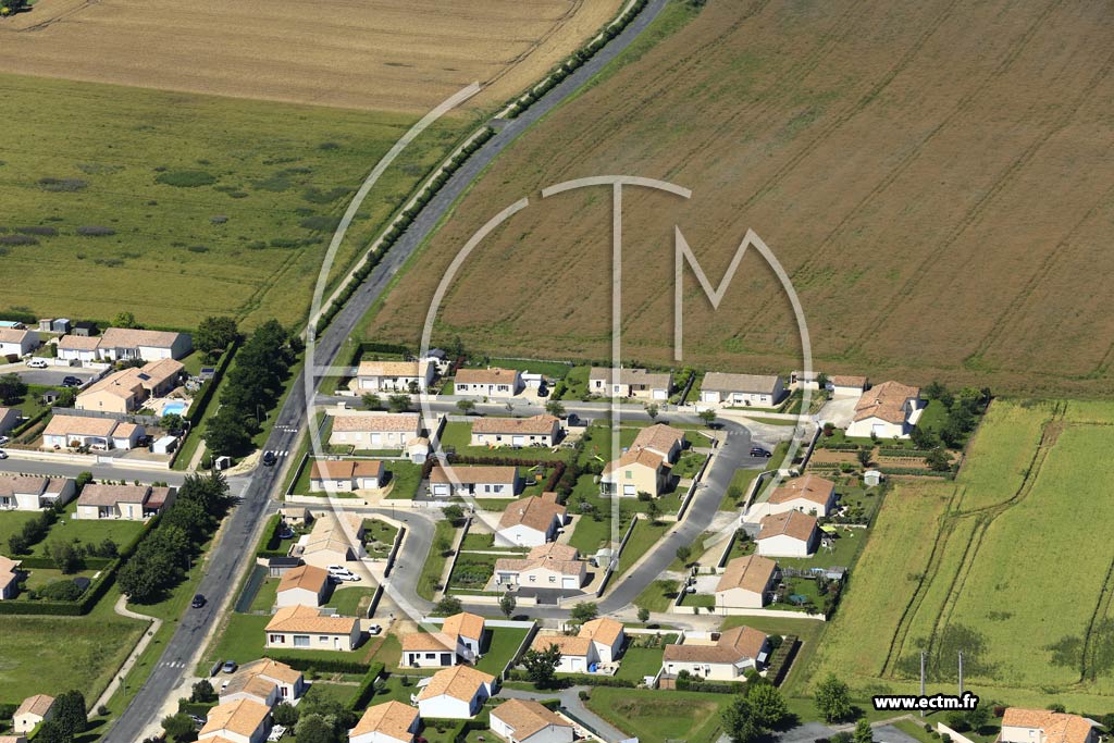 Photo arienne de Saint-Maixent-l'cole (La Cognasse)