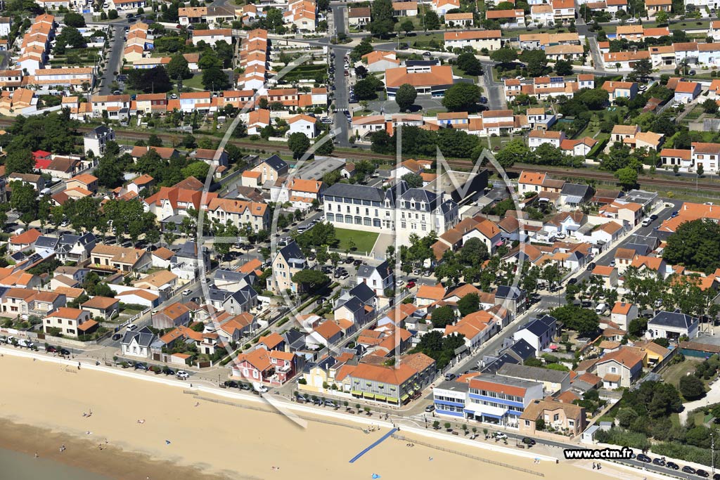 Photo arienne de Chtelaillon-Plage