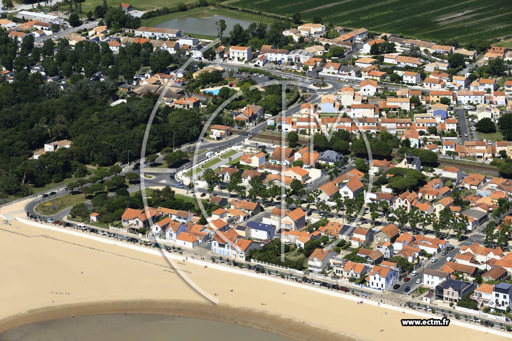 Photo arienne de Chtelaillon-Plage