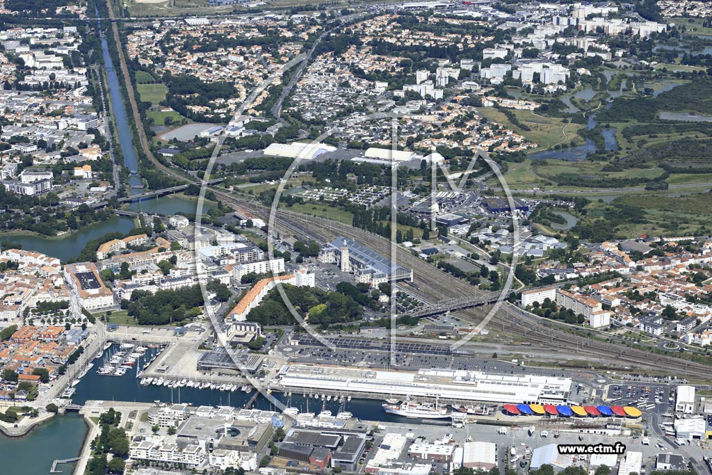 Photo arienne de La Rochelle (Plateau Nautique)