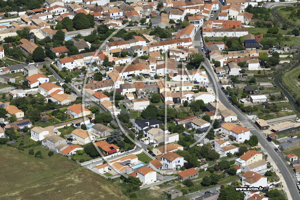 Photo arienne de Nieul-sur-Mer (Lauzires)