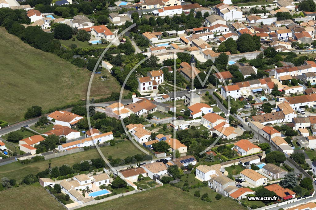 Photo arienne de Nieul-sur-Mer (Lauzires)