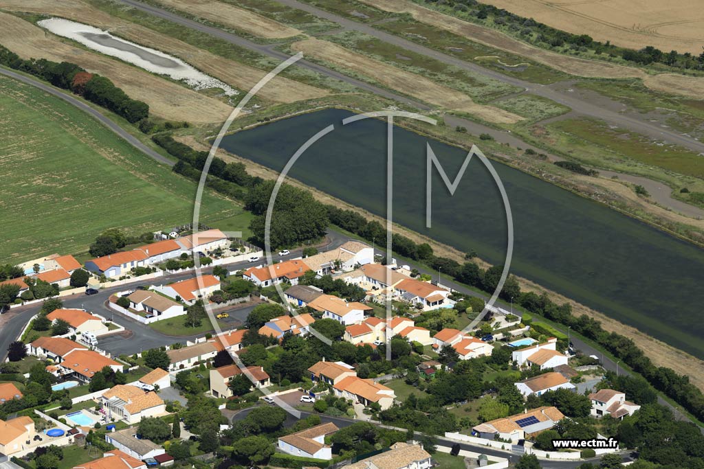 Photo arienne de Nieul-sur-Mer (Lauzires)