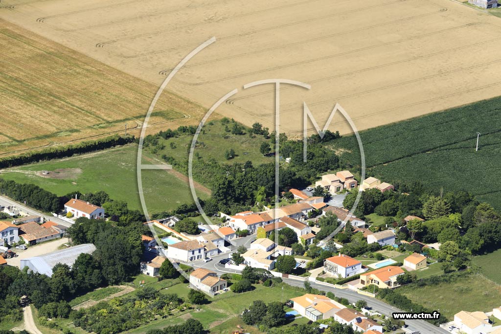 Photo arienne de Saint-Xandre (Romagn)