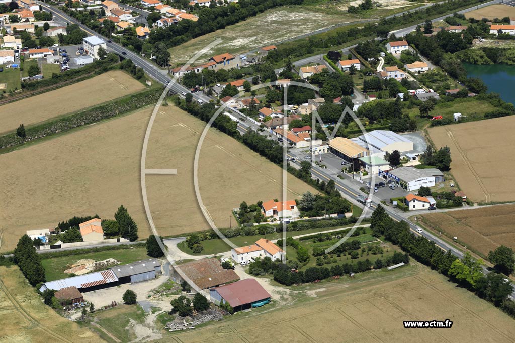 Photo arienne de Marans (La Gabauge des Noyers)