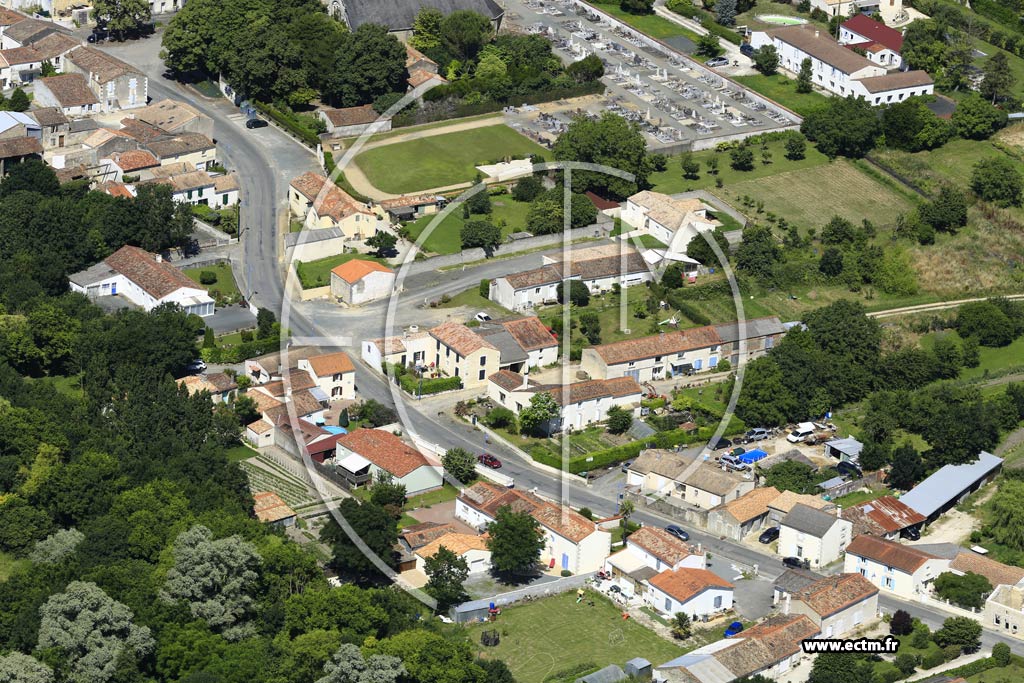 Photo arienne de Taugon