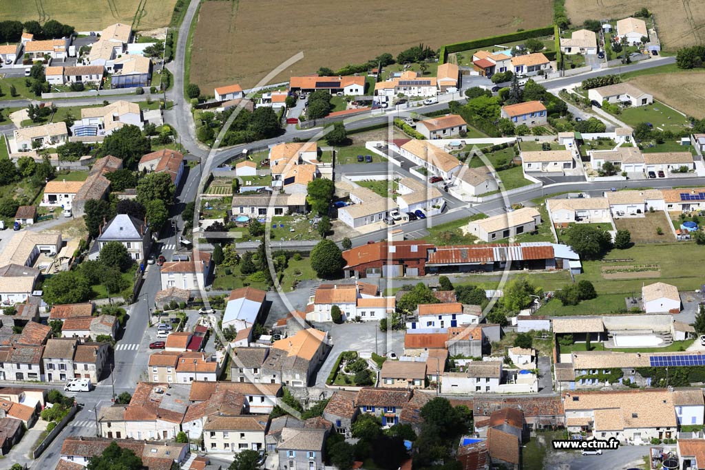 Photo arienne de Forges (Puydrouard)