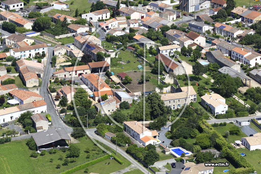 Photo arienne de Marsais (les Quatre Maisons)