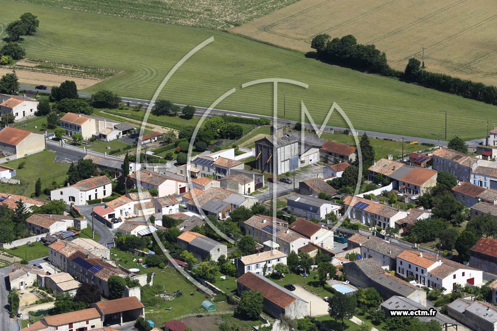 Photo arienne de Marsais (les Quatre Maisons)