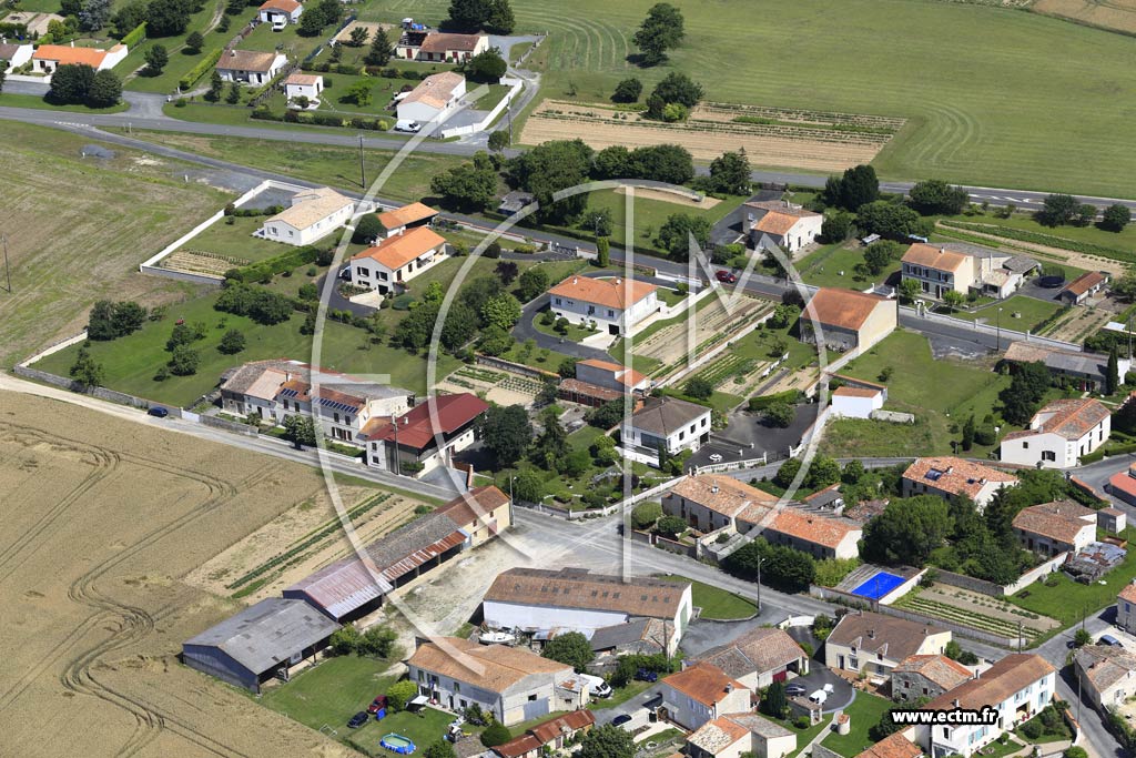 Photo arienne de Marsais (les Quatre Maisons)