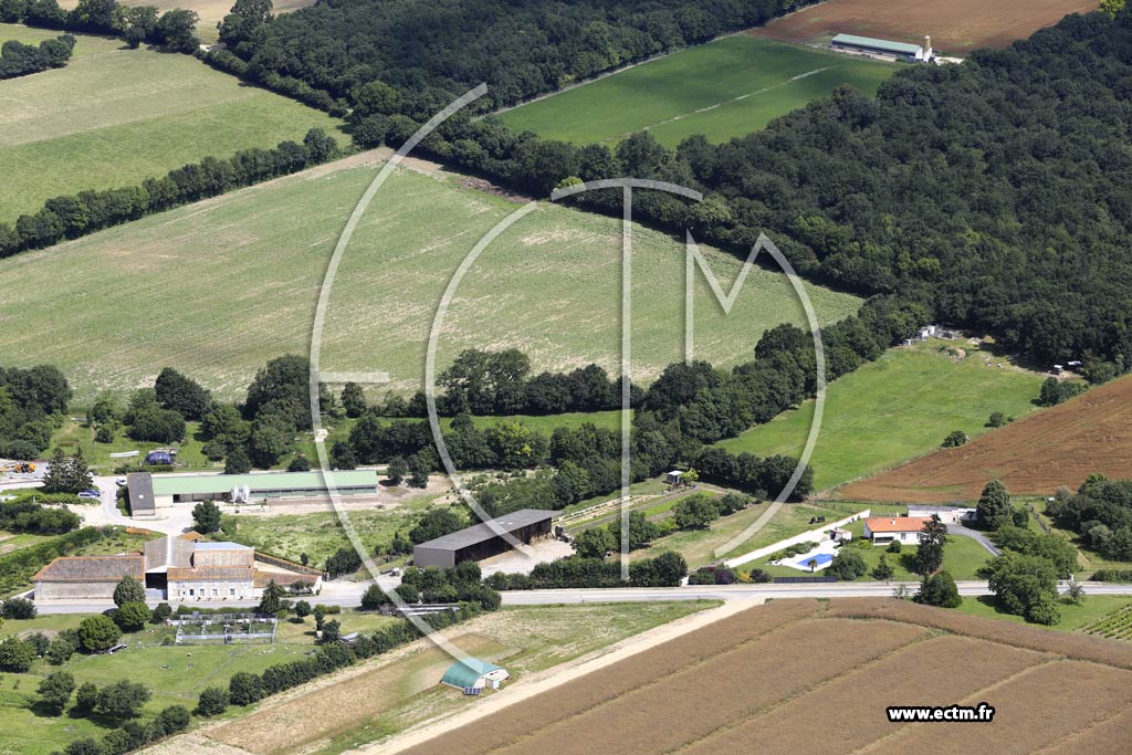 Photo arienne de Saint-Georges-du-Bois (Fortenuzay)