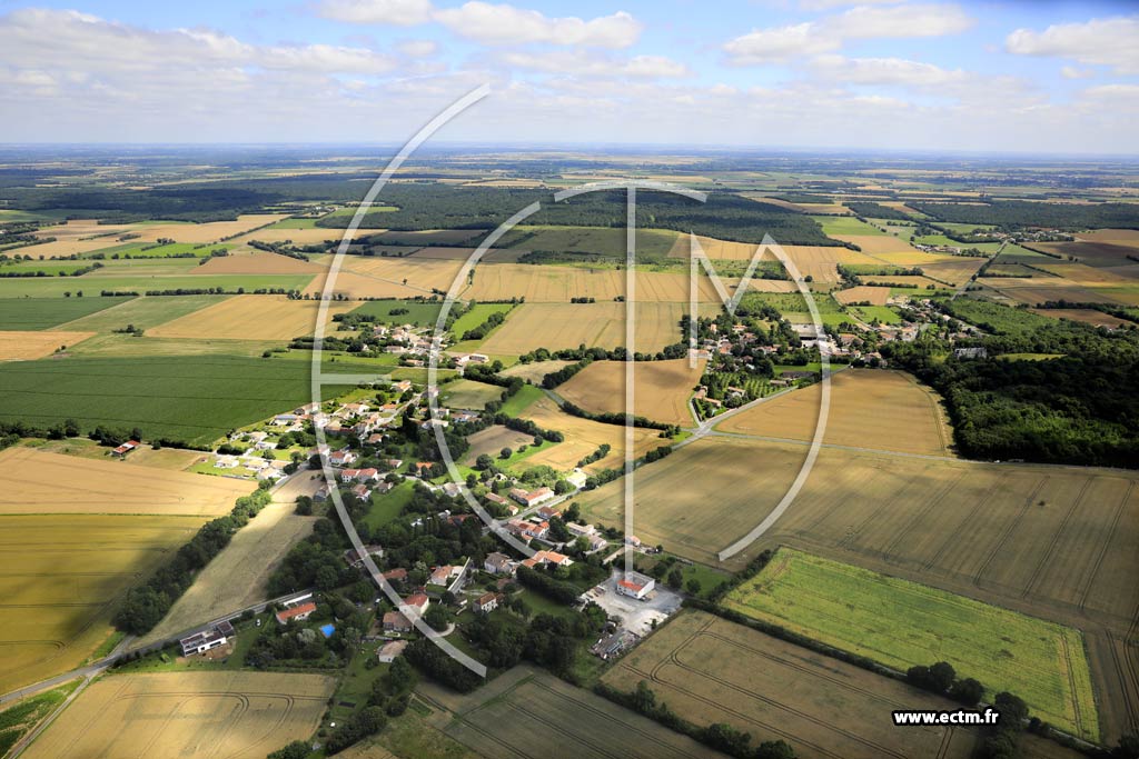 Photo arienne de Saint-Georges-du-Bois (la Barlrie)