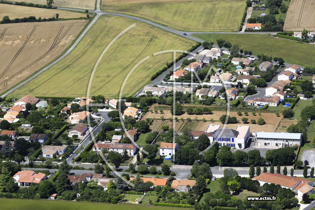 Photo arienne de Saint-Germain-de-Marencennes