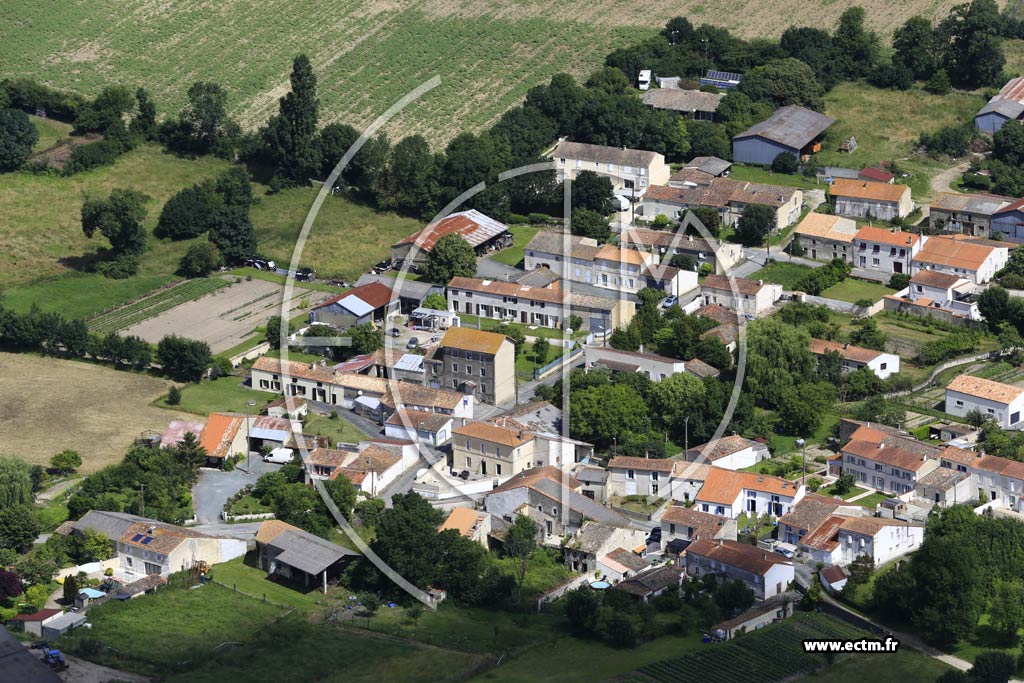 Photo arienne de Saint-Saturnin-du-Bois