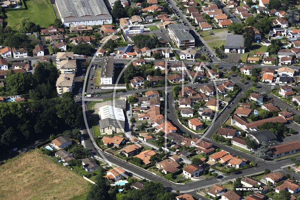 Photo arienne de Dax (Village des Pins)