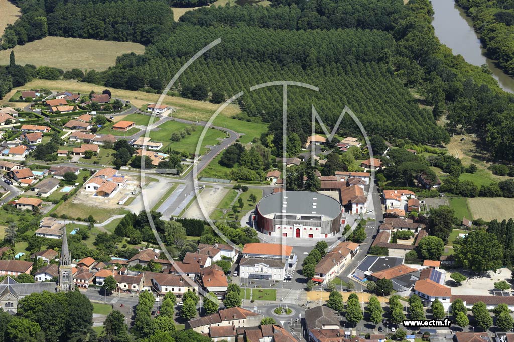 Photo arienne de Pontonx-sur-l'Adour