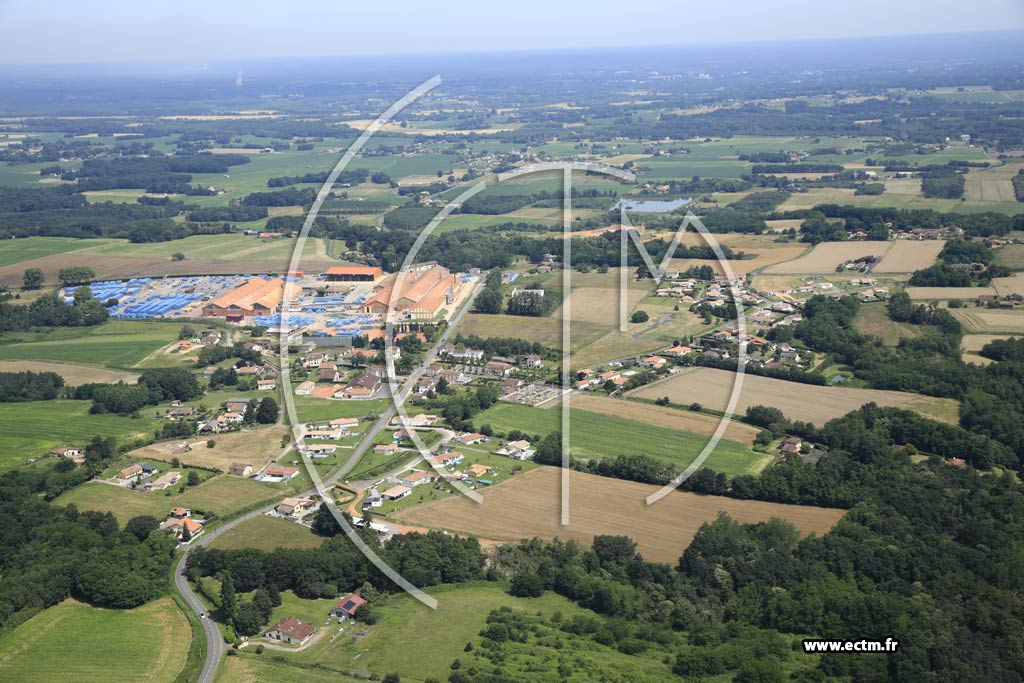 Photo arienne de Saint-Geours-d'Auribat