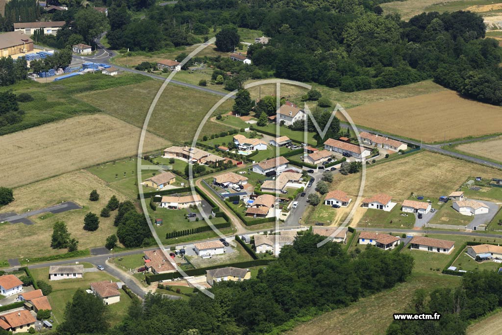 Photo arienne de Saint-Geours-d'Auribat