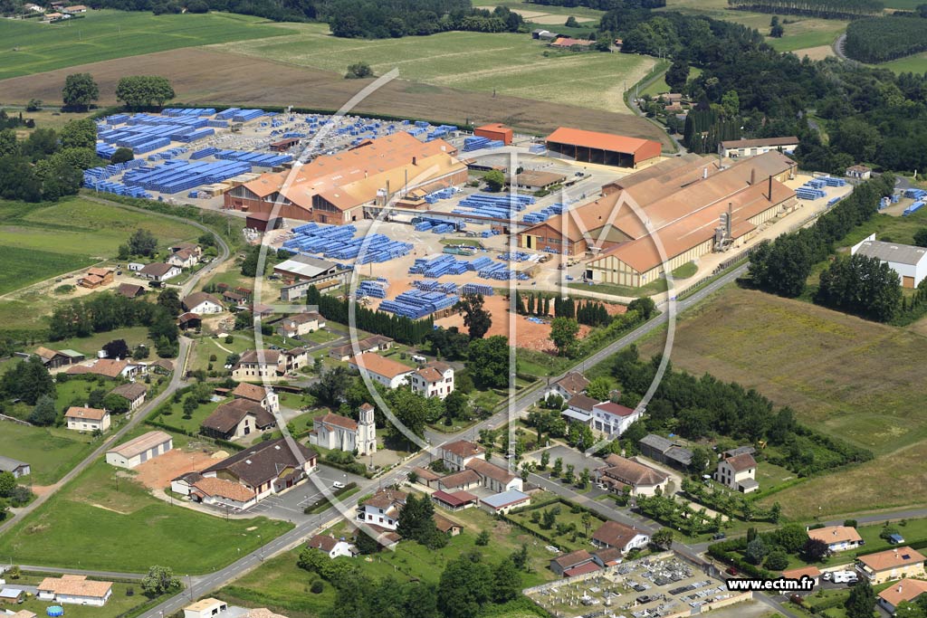 Photo arienne de Saint-Geours-d'Auribat