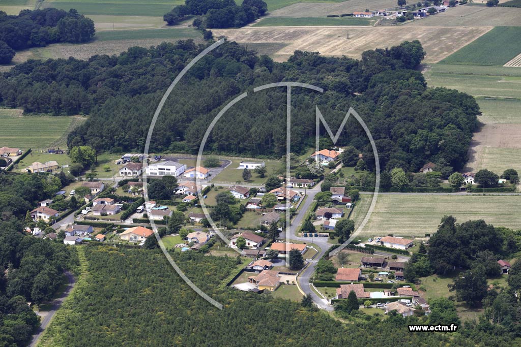Photo arienne de Saint-Jean-de-Lier (Coudescla)