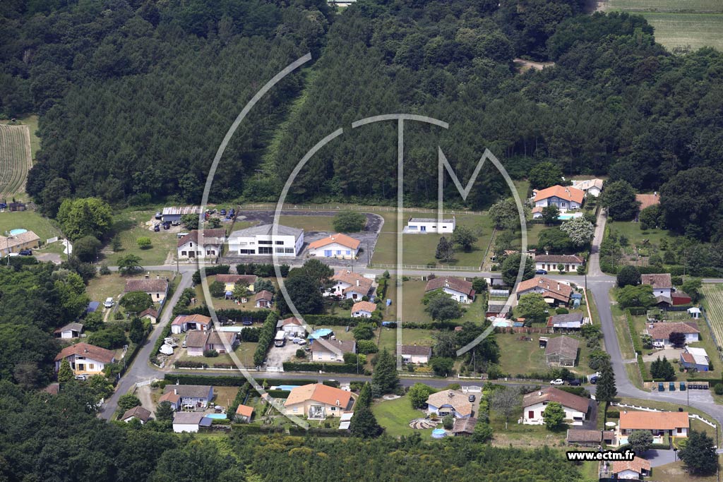 Photo arienne de Saint-Jean-de-Lier (Coudescla)
