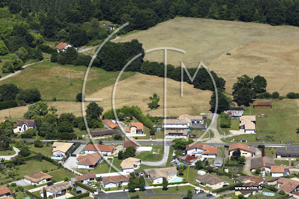 Photo arienne de Saint-Vincent-de-Paul (Buglose)