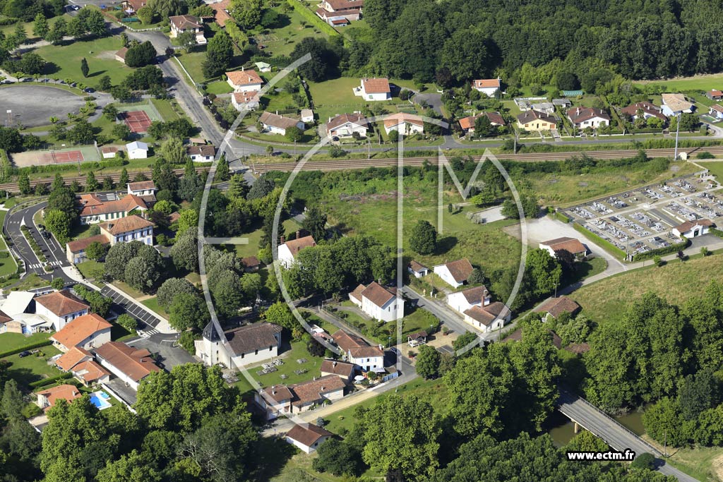 Photo arienne de Saugnac-et-Cambran