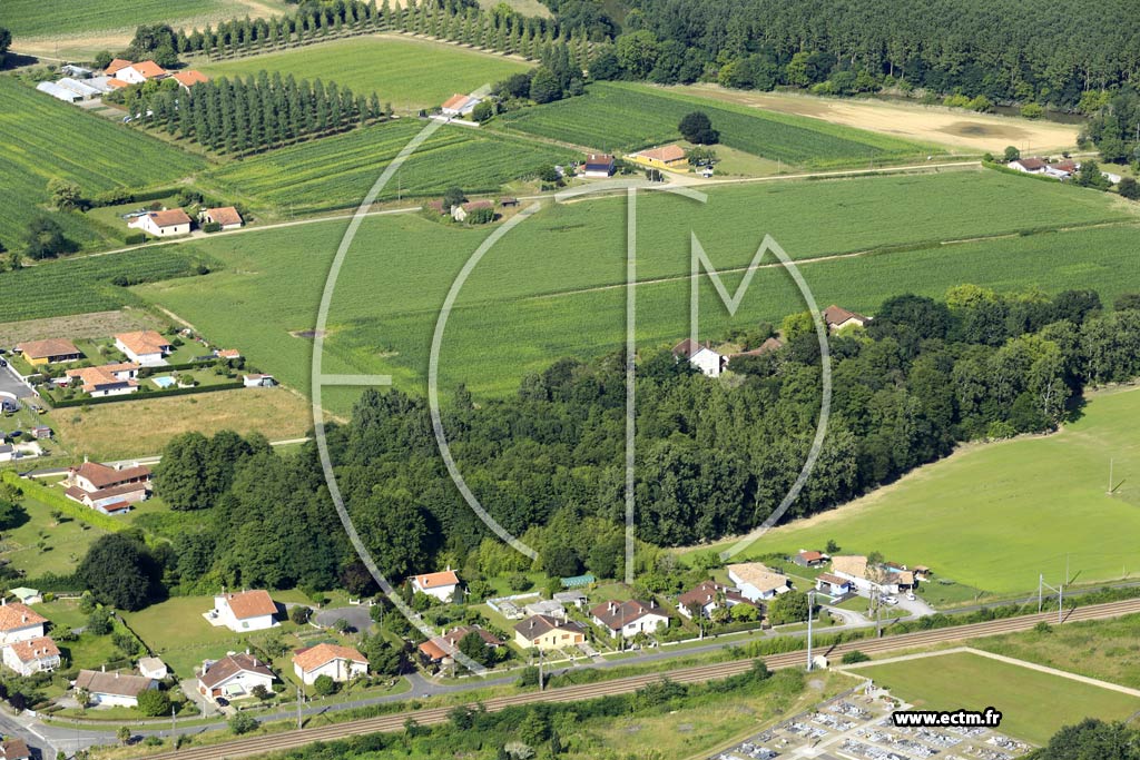 Photo arienne de Saugnac-et-Cambran