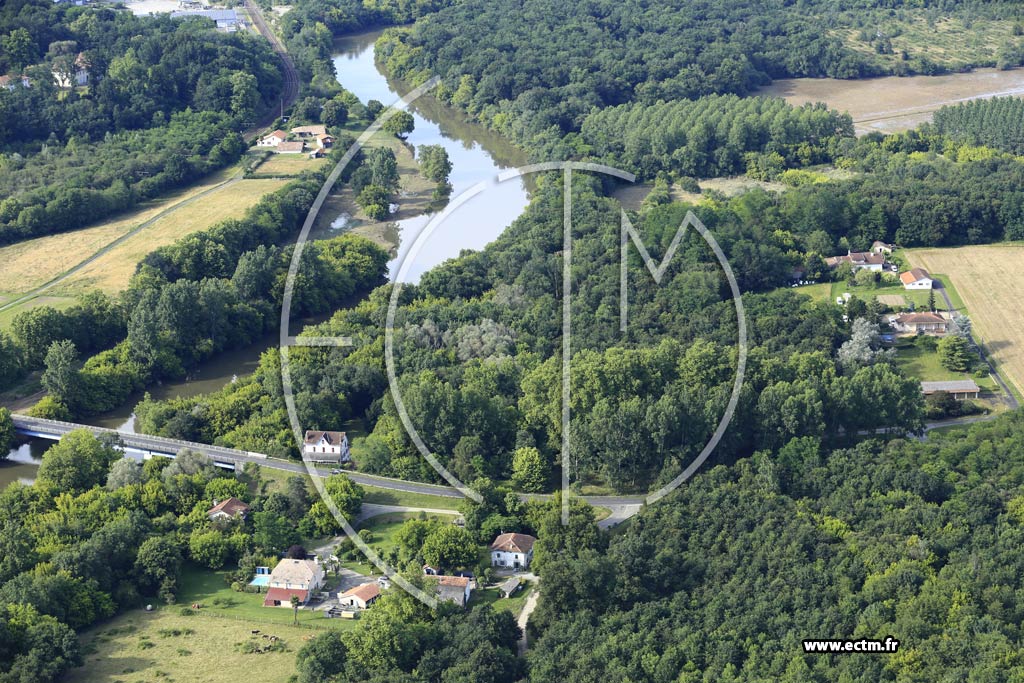 Photo arienne de Tercis-les-Bains (le Vimport)