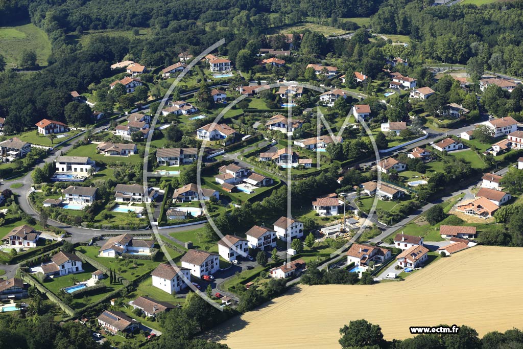 Photo arienne de Arbonne (Arditegia)