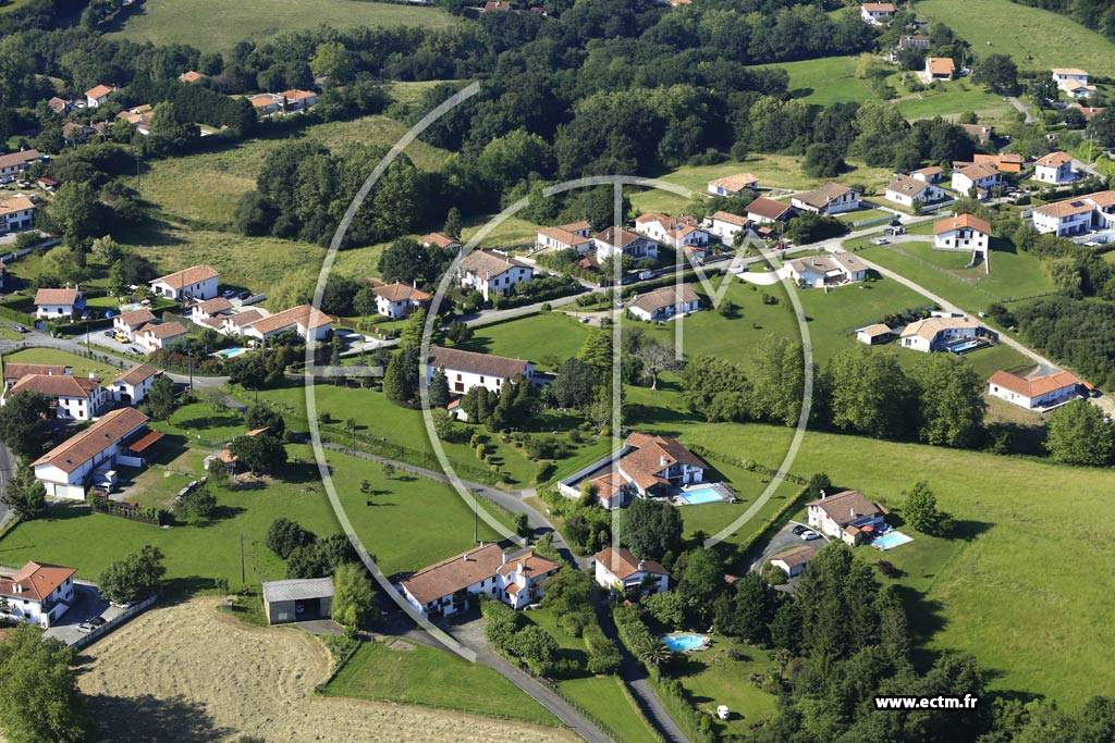 Photo arienne de Arbonne (Dihartzenea)