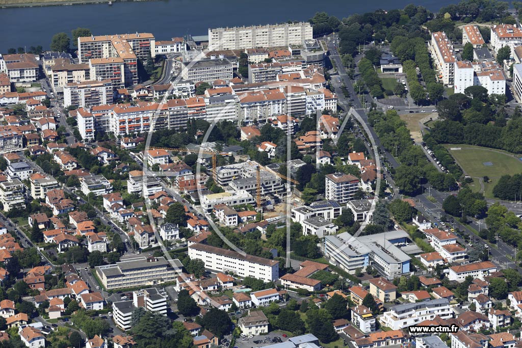 Photo arienne de Bayonne (Lachepaillet)