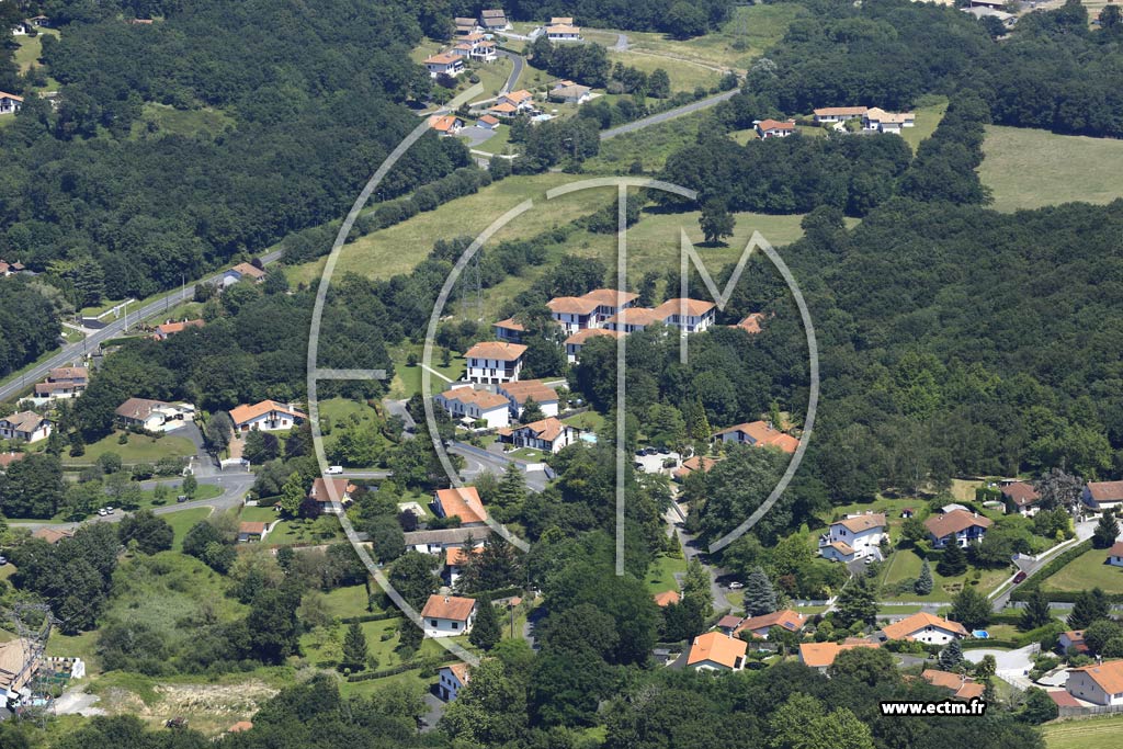 Photo arienne de Lahonce (Dorrea)