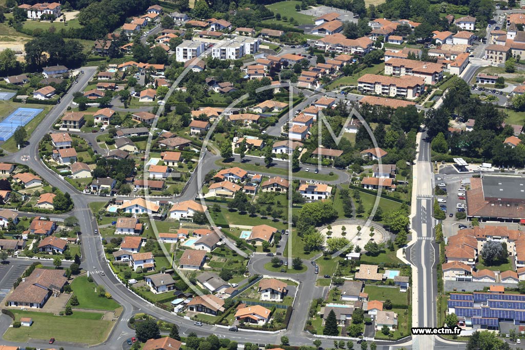 Photo arienne de Saint-Martin-de-Seignanx