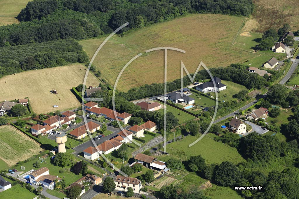 Photo arienne de Arthez-de-Barn